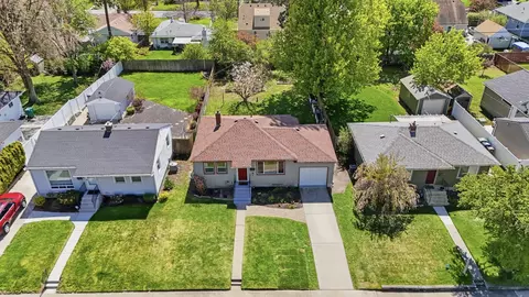 View/Area - 1228 E 40th Ave, Spokane, WA 99203 photo 2 of 10