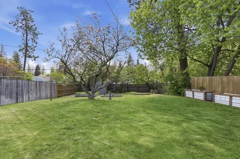 Exterior - 1228 E 40th Ave, Spokane, WA 99203 photo 7 of 14