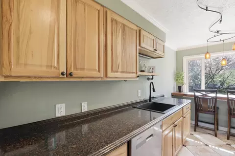 Kitchen - 1228 E 40th Ave, Spokane, WA 99203 photo 4 of 4