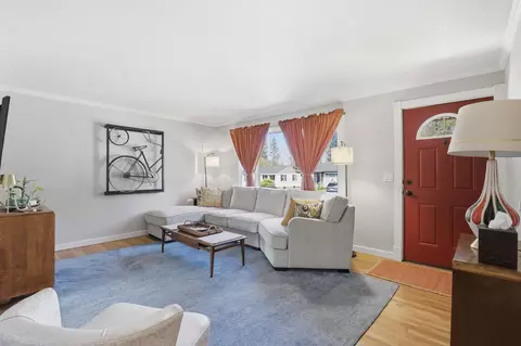 Entry Way - 1228 E 40th Ave, Spokane, WA 99203 photo 1 of 1
