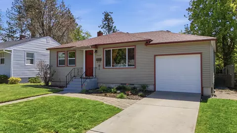 Exterior - 1228 E 40th Ave, Spokane, WA 99203 photo 3 of 14