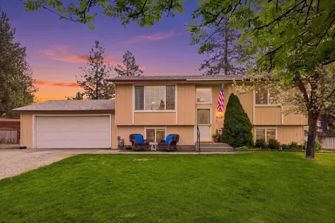 16340 N Greenfield Ct, Nine Mile Falls, WA 99026