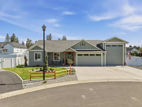 22 Eleventh Ct, Deer Park, WA 99006