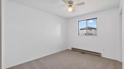 Bedroom - 5012 E Commerce Ave, Spokane, WA 99206 photo 3 of 4