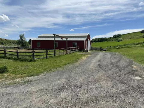 7 S Nn S Armstrong Rd, Pullman, WA 99163 photo 12