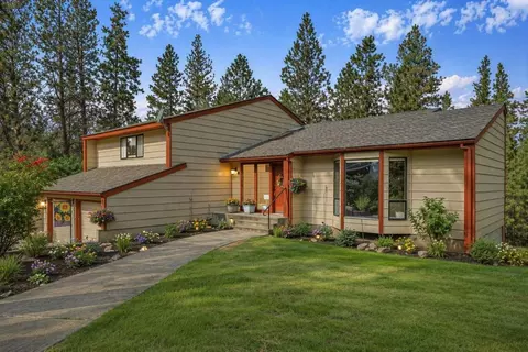 9105 S Sherman Rd, Spokane, WA 99224