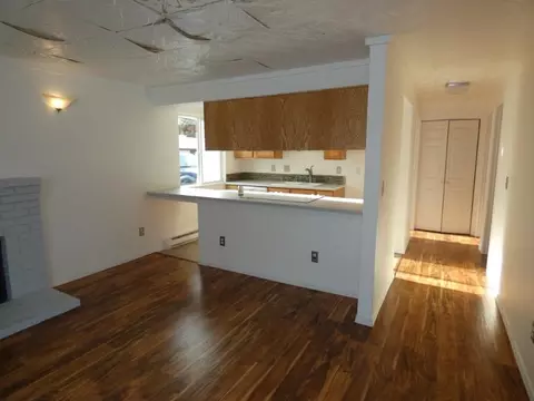 Living - 110 E Weile Ave #1, Spokane, WA 99208 photo 3 of 3