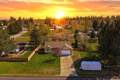 1204 E 6th St, Deer Park, WA 99006
