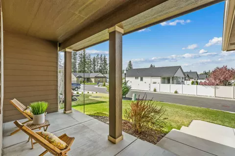 Exterior - 712 E Belle Ln, Colbert, WA 99005 photo 3 of 6