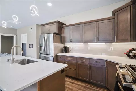 Kitchen - 924 E Handy Rd, Colbert, WA 99005 photo 2 of 4