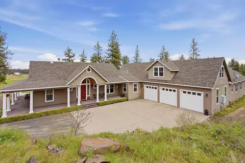 2609 E Tiger Lily Ln, Spangle, WA 99031