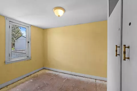 Bedroom - 1818 E 11th Ave, Spokane, WA 99202 photo 4 of 4
