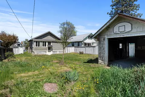 Exterior - 1818 E 11th Ave, Spokane, WA 99202 photo 10 of 10