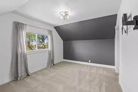 Bedroom - 3628 E 24th Ave, Spokane, WA 99223 photo 6 of 6
