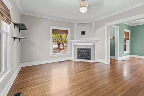 Living - 3628 E 24th Ave, Spokane, WA 99223 photo 2 of 2