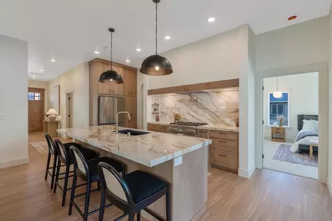 Kitchen - 7520 N Cedar Rd, Spokane, WA 99208 photo 1 of 8