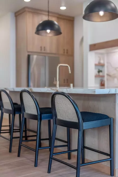 Kitchen - 7520 N Cedar Rd, Spokane, WA 99208 photo 2 of 8