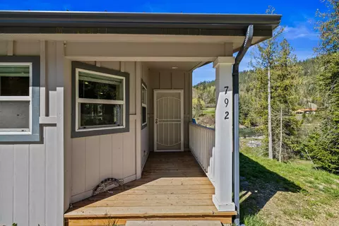 Exterior - 792 Dirks Rd, Priest River, ID 83856 photo 5 of 8