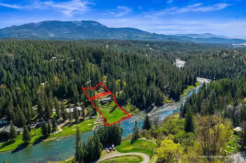 View/Area - 792 Dirks Rd, Priest River, ID 83856 photo 1 of 9
