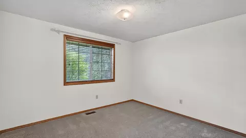 Bedroom - 4805 E Jaremko Dr, Mead, WA 99021 photo 4 of 4
