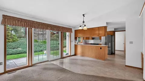 Living - 4805 E Jaremko Dr, Mead, WA 99021 photo 4 of 7