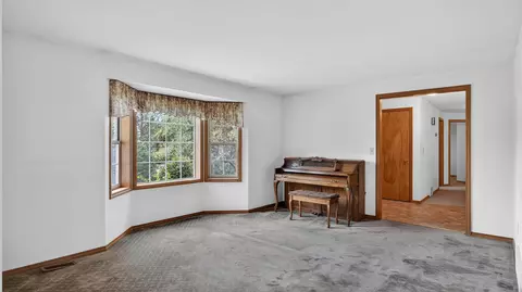 Living - 4805 E Jaremko Dr, Mead, WA 99021 photo 2 of 7