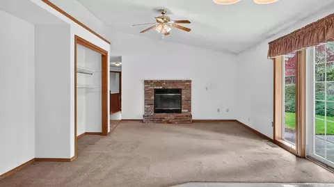 Living - 4805 E Jaremko Dr, Mead, WA 99021 photo 6 of 7