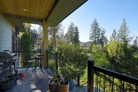 Exterior - 2 E Sumner Ave, Spokane, WA 99202 photo 4 of 10