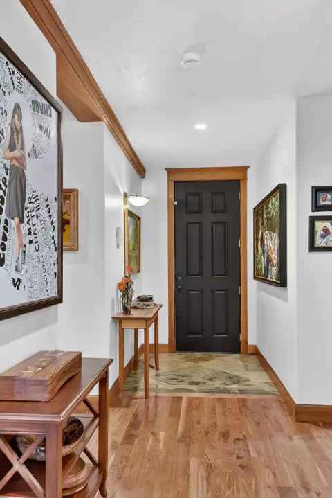 Entry Way - 2 E Sumner Ave, Spokane, WA 99202 photo 2 of 3