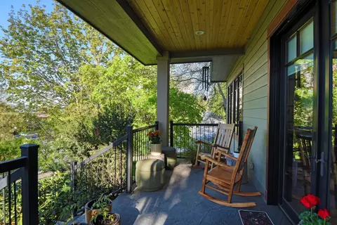 Exterior - 2 E Sumner Ave, Spokane, WA 99202 photo 5 of 10
