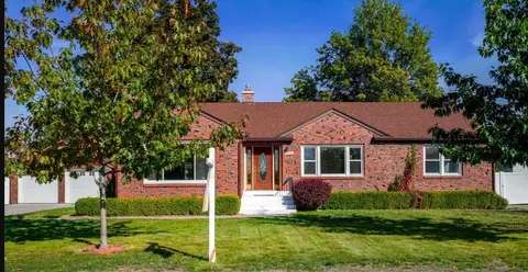 9607 E Upriver Dr, Spokane Valley, WA 99206
