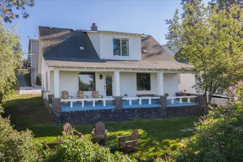 1712 E Hartson Ave, Spokane, WA 99202