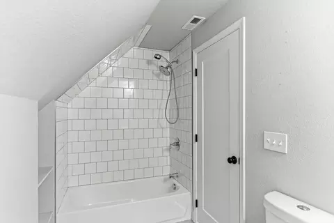 Bath - 613 E 9th Ave, Spokane, WA 99202 photo 1 of 4