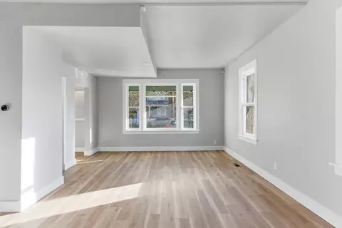 Living - 613 E 9th Ave, Spokane, WA 99202 photo 4 of 4