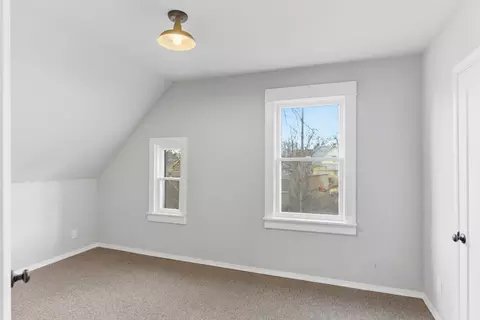 Bedroom - 613 E 9th Ave, Spokane, WA 99202 photo 4 of 5
