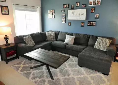 Living - 2357 NW Ridgeline Dr, Pullman, WA 99163 photo 1 of 3