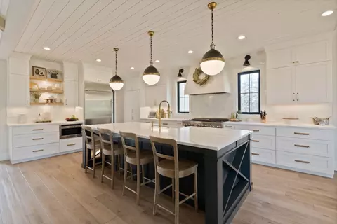 Kitchen - 17415 N Dunn Rd, Colbert, WA 99005 photo 1 of 6