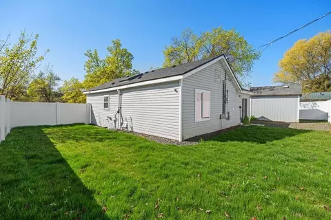 2507 E Upriver Dr, Spokane, WA 99207 photo 33