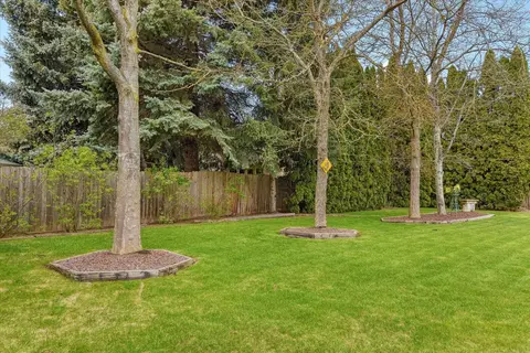 Exterior - 2222 S Progress Rd, Spokane Valley, WA 99037 photo 5 of 12