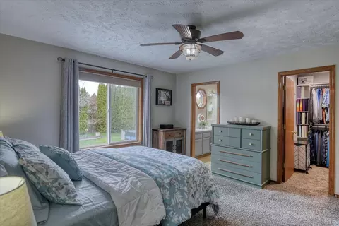 Bedroom - 2222 S Progress Rd, Spokane Valley, WA 99037 photo 1 of 7