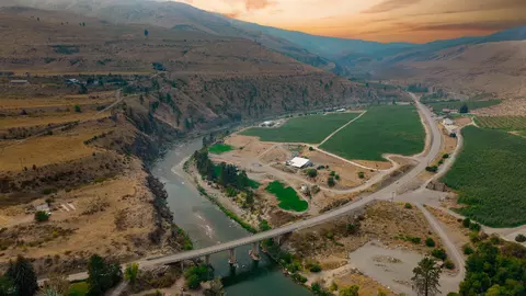 385 Hwy 153, Pateros, WA 98846
