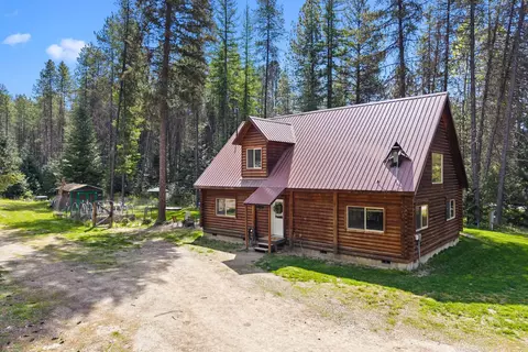 661 W Joyner Dr, Cusick, WA 99119