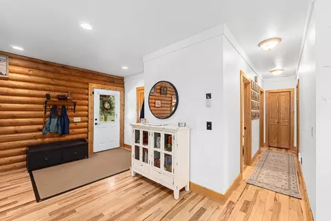 Entry Way - 661 W Joyner Dr, Cusick, WA 99119 photo 2 of 4