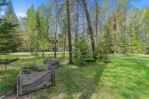 Exterior - 661 W Joyner Dr, Cusick, WA 99119 photo 5 of 14