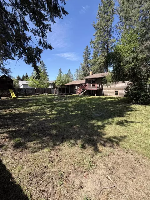 Exterior - 4226 E Chris Ct, Mead, WA 99021 photo 3 of 4