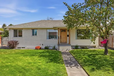 5704 N Alameda Blvd, Spokane, WA 99205
