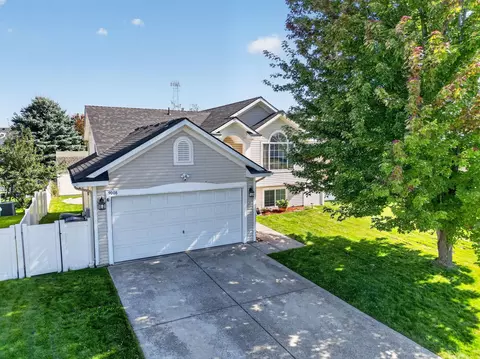 9008 N Oak St, Spokane, WA 99208