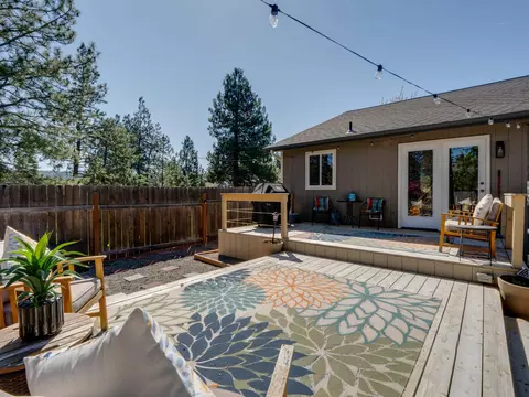 Exterior - 4215 E 33rd Ave, Spokane, WA 99223 photo 7 of 13
