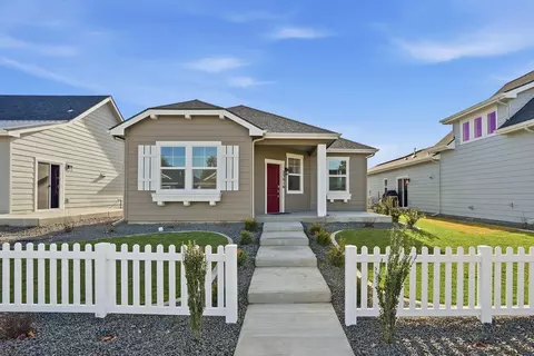 23016 Edgewater Ln, Liberty Lake, WA 99019
