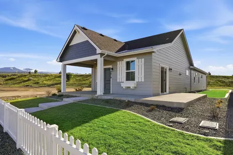 23018 Edgewater Ln, Liberty Lake, WA 99019